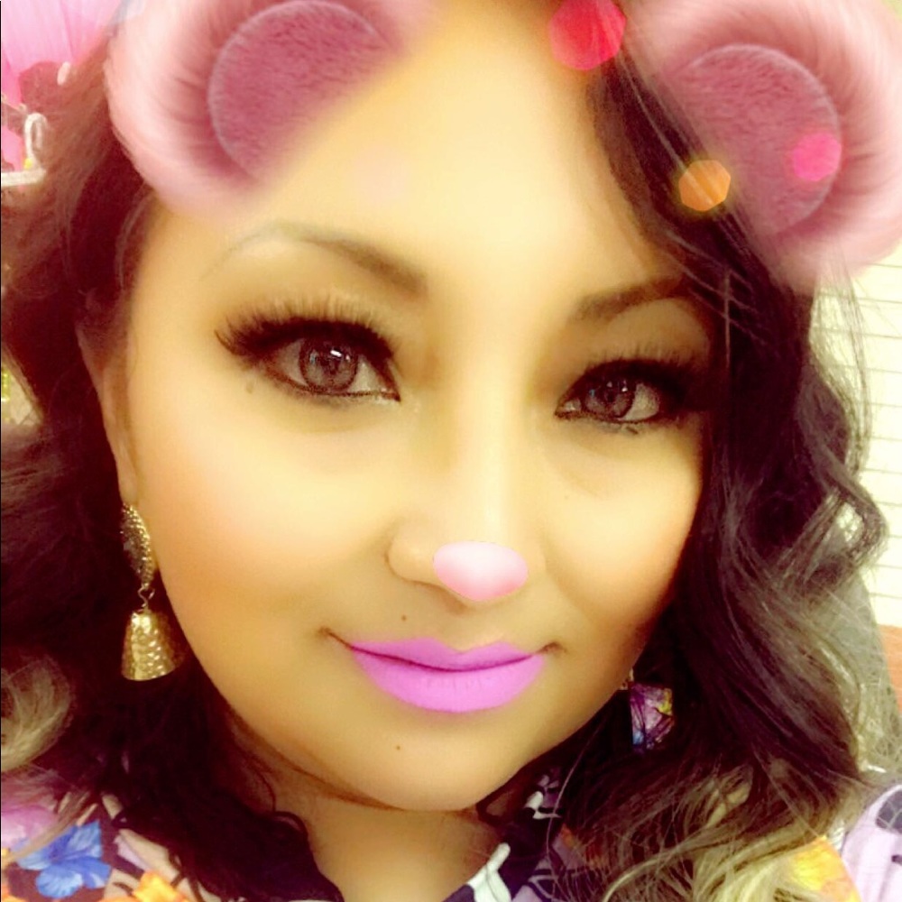 Meet your Posher, Lizz